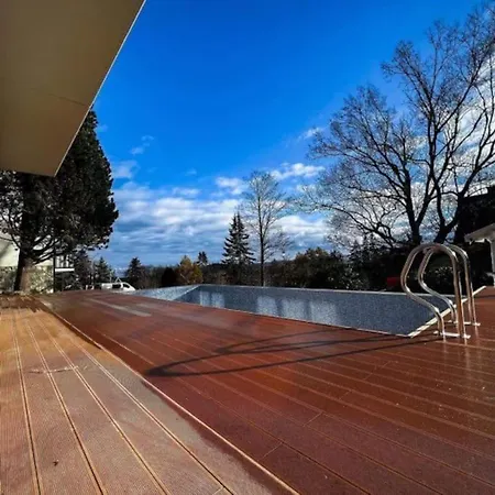 公寓 Podgrzewany Basen, Sauna, Nowy Revist Szklarska B7 斯克拉斯卡波伦巴